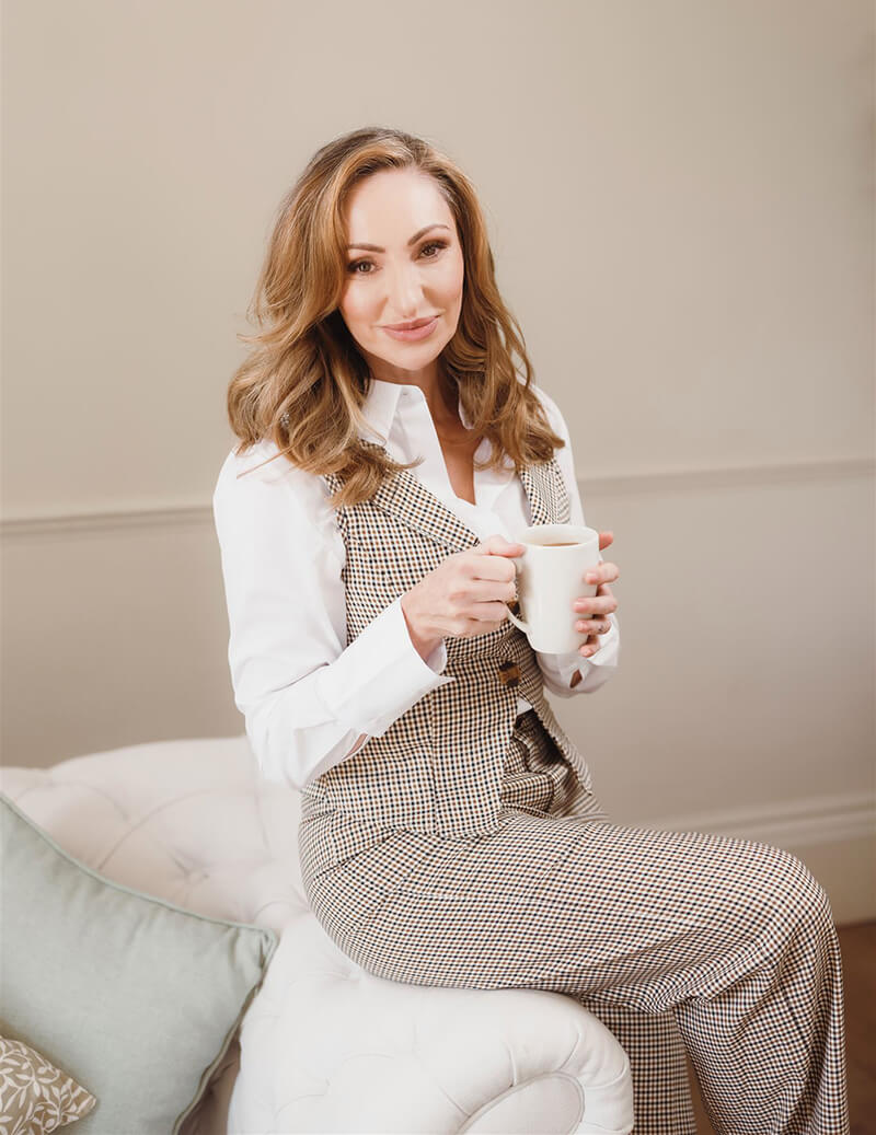 Portrait of Sara Faragher, a professional counsellor and psychotherapist based in Norwich